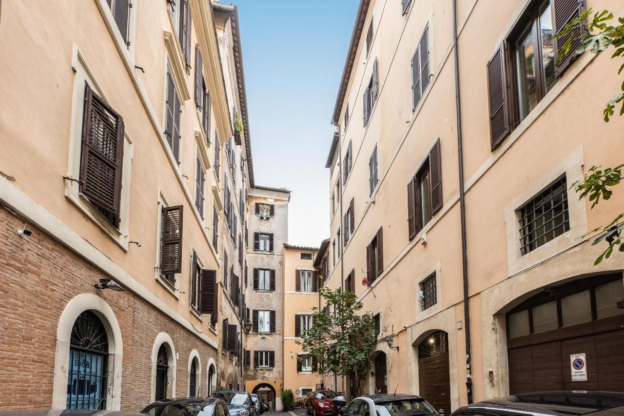 Historical - Arco Dei Banchi * Rom