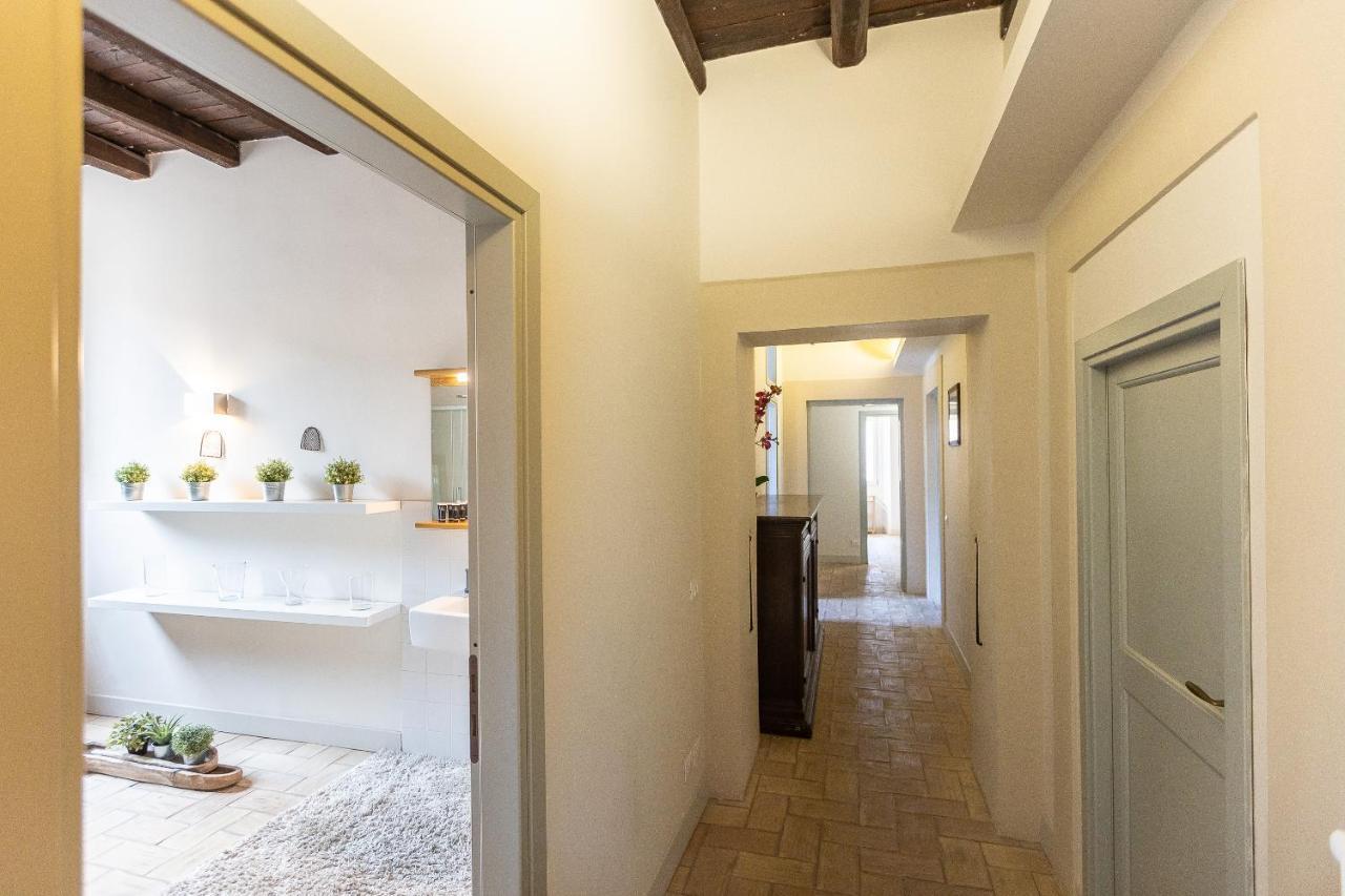 Apartment Historical - Arco Dei Banchi Rom